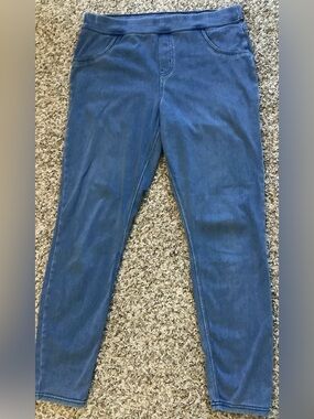 Women’s Blue Stretch Denim Leggings giveaway in a show